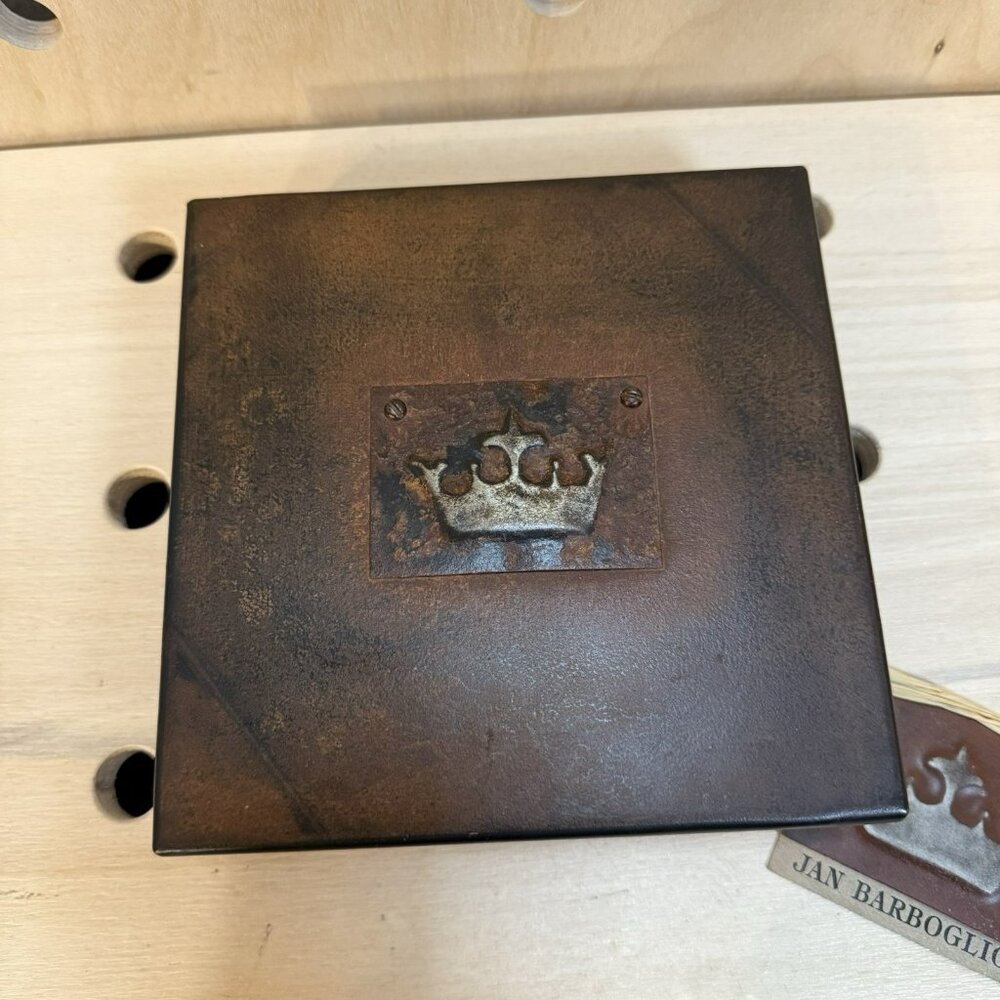RARE Jan Barboglio Cast Iron Crested Crown 6.5” Square Box Retired Brutalist - Picture 3 of 16
